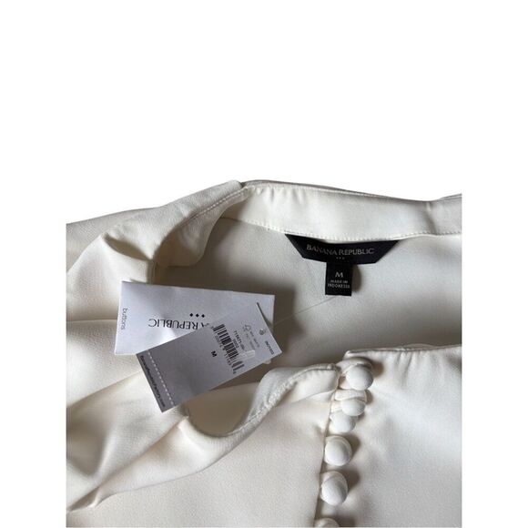 NEW Banana Republic Covered Button Blouse size M Snow Day White - Picture 4 of 11